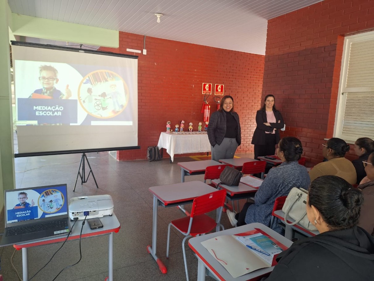 CAPACITAÇÃO INÍCIO SEGUNDO SEMESTRE PARA PAES E ESTIMULADORES