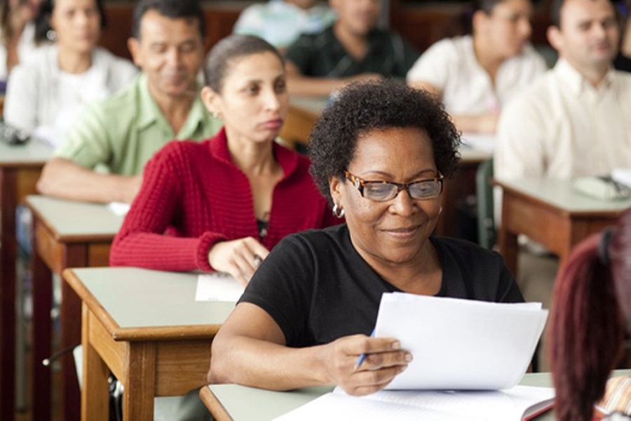 Ensino Fundamental - Anos Iniciais e Educação Jovens e Adultos (EJA) - Fase I a IX