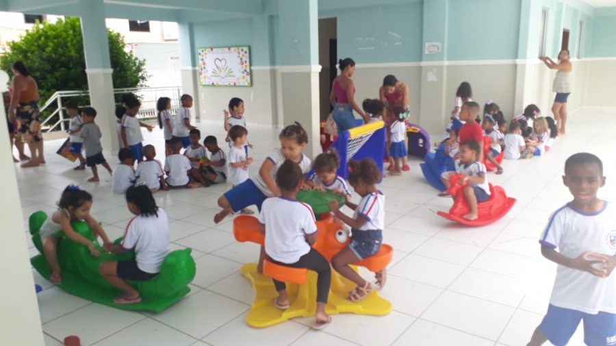 AQUISIÇÃO DE PARQUINHO PARA AS CRECHES E PRÉ-ESCOLAS DA REDE MUNICIPAL