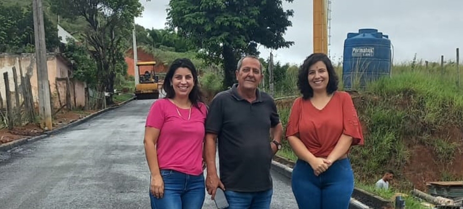 Vistoria na obra de pavimentação asfáltica e construção de muro na creche municipal Olga Ferreira Duarte