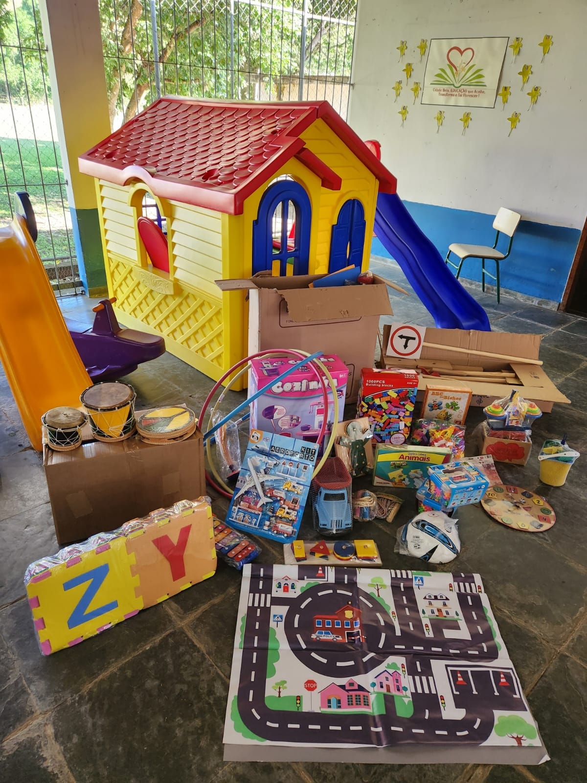 ENTREGAS DE BRINQUEDOS, JOGOS EDUCATIVOS E PEDAGÓGICOS