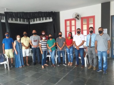 Secret&aacute;rio de Turismo Paulo Cesar Perrut realiza reuni&atilde;o com a liga Carnavalesca de Carmo para tratar sobre o cancelamento do carnaval de 2021.