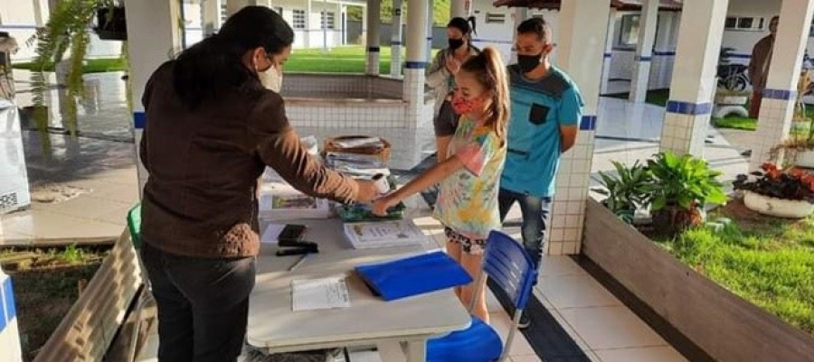 SEGUNDA ENTREGA DE KITS ALIMENT&Iacute;CIOS E DID&Aacute;TICOS DA REDE MUNICIPAL DE EDUCA&Ccedil;&Atilde;O