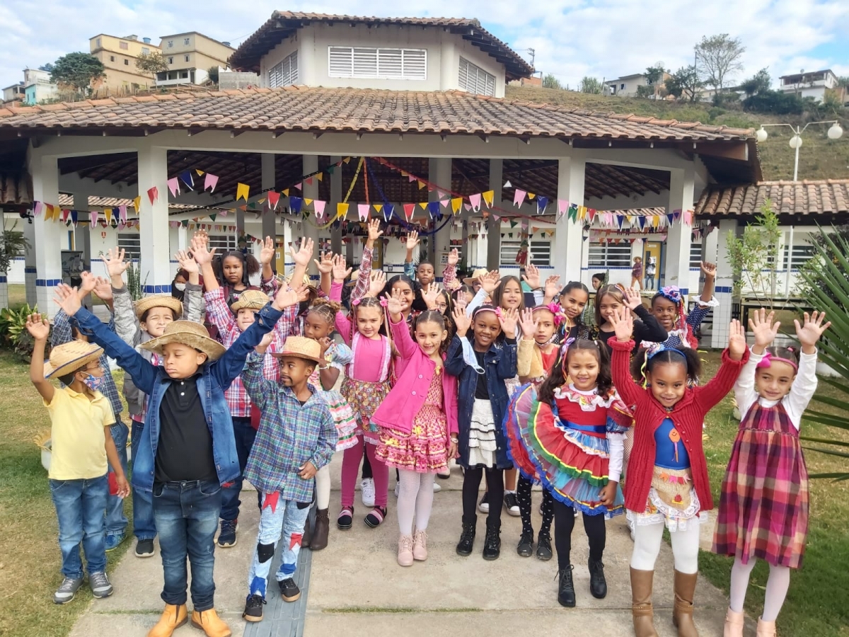 Sábado letivo na Rede Municipal de Ensino, no dia 09/07/22, com o tema Festa Junina!