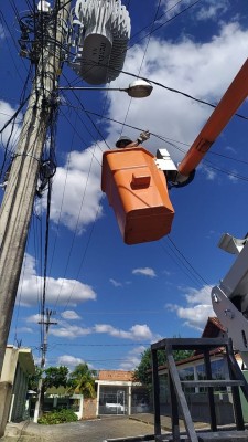 PREFEITURA MUNICIPAL DE CARMO INTENSIFICA TRABALHOS DE ILUMINAÇÃO PÚBLICA NA CIDADE
