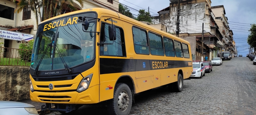 AQUISI&Ccedil;&Atilde;O DE UM &Ocirc;NIBUS ESCOLAR COM PLATAFORMA DE ACESSIBILIDADE PARA A REDE MUNICIPAL DE ENSINO