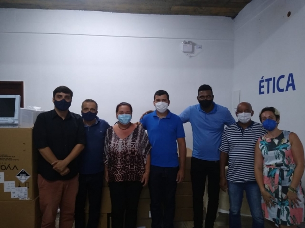 Hospital Nossa Senhora do Carmo recebe 5 respiradores do Minist&eacute;rio da Sa&uacute;de por interm&eacute;dio do Deputado Federal Fel&iacute;cio Later&ccedil;a